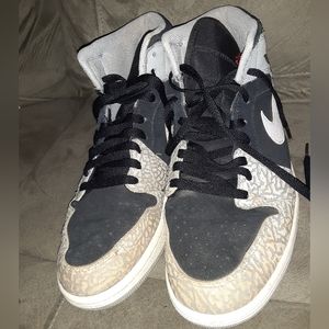 Nike Air Jordan 1 Mid SE Elephant Toe Black/Grey MEN DM1200-016 CHRISTMAS SEASON